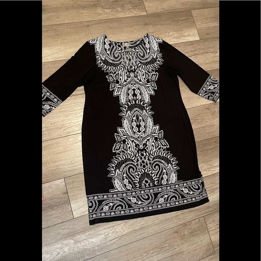 JM Collection Black Dress with White Paisley Print - Long Sleeve